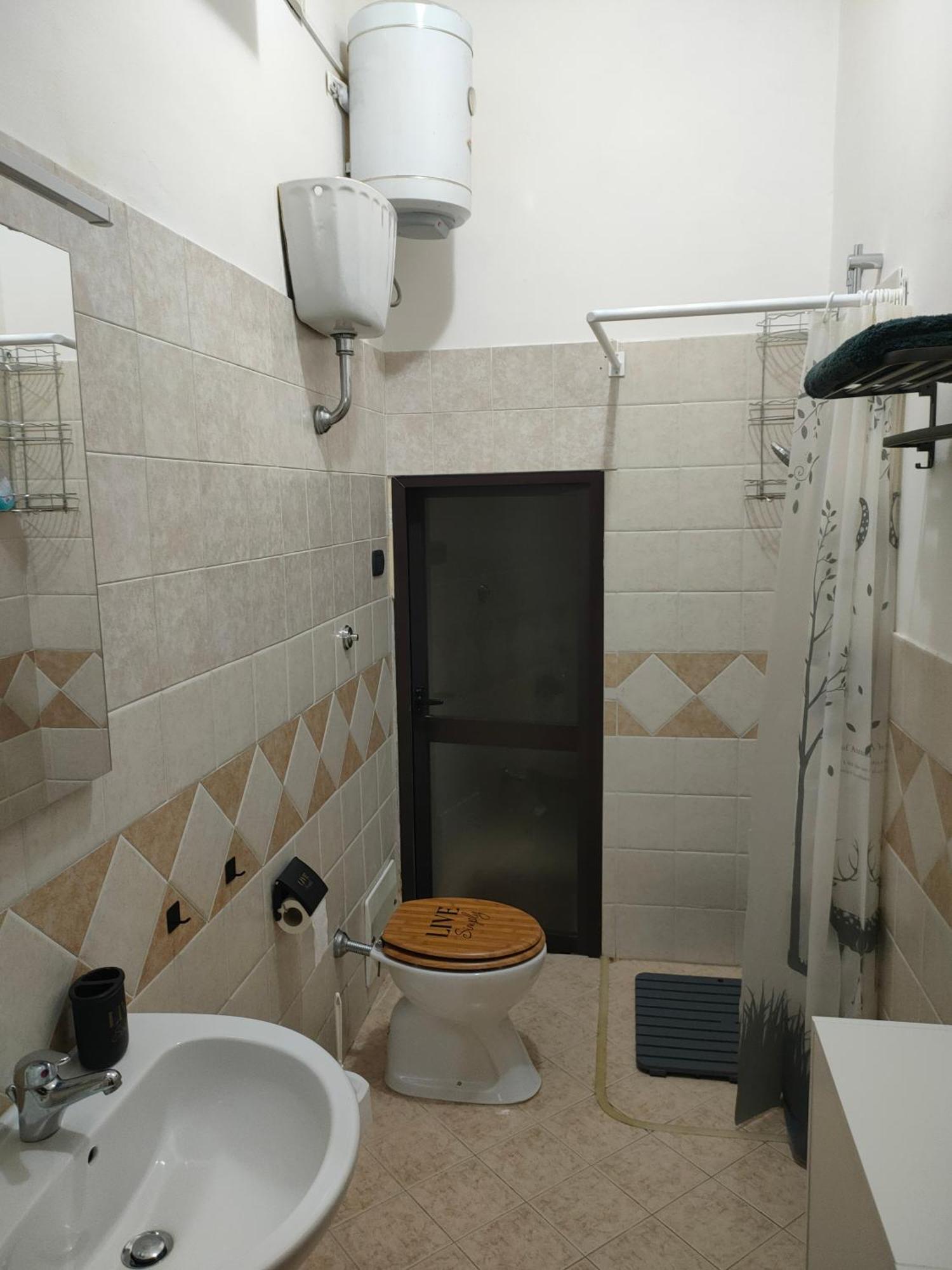 B&B Civico 152 Bellona Exterior photo